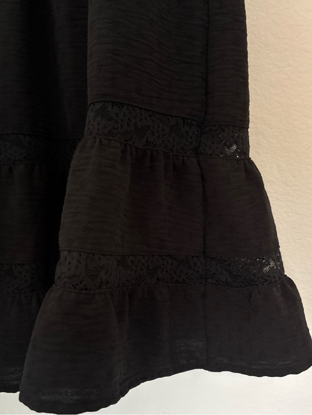 SO Black Short Sleeve Tiered Baby Doll Dress - Picture 7 of 12